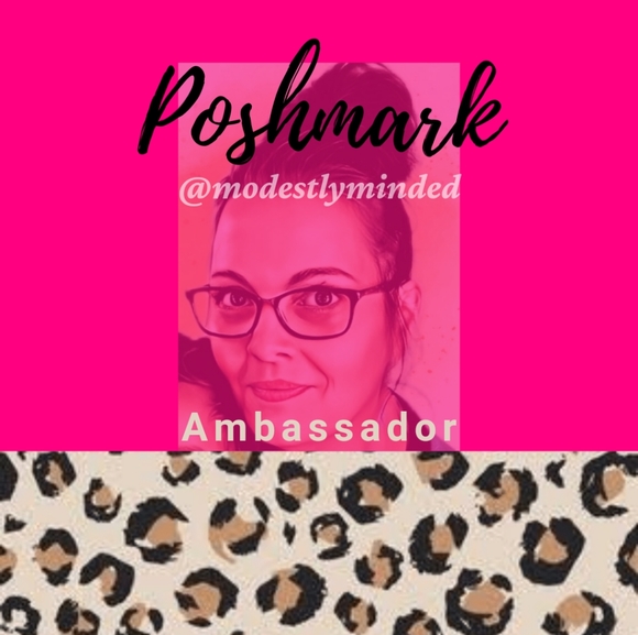 This is Modestly Minded's Posher, Serena! ❤️ to bookmark my modest closet! - Picture 3 of 8